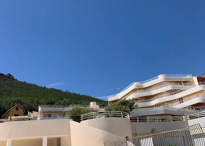 Petit Coin De Paradis Sur La